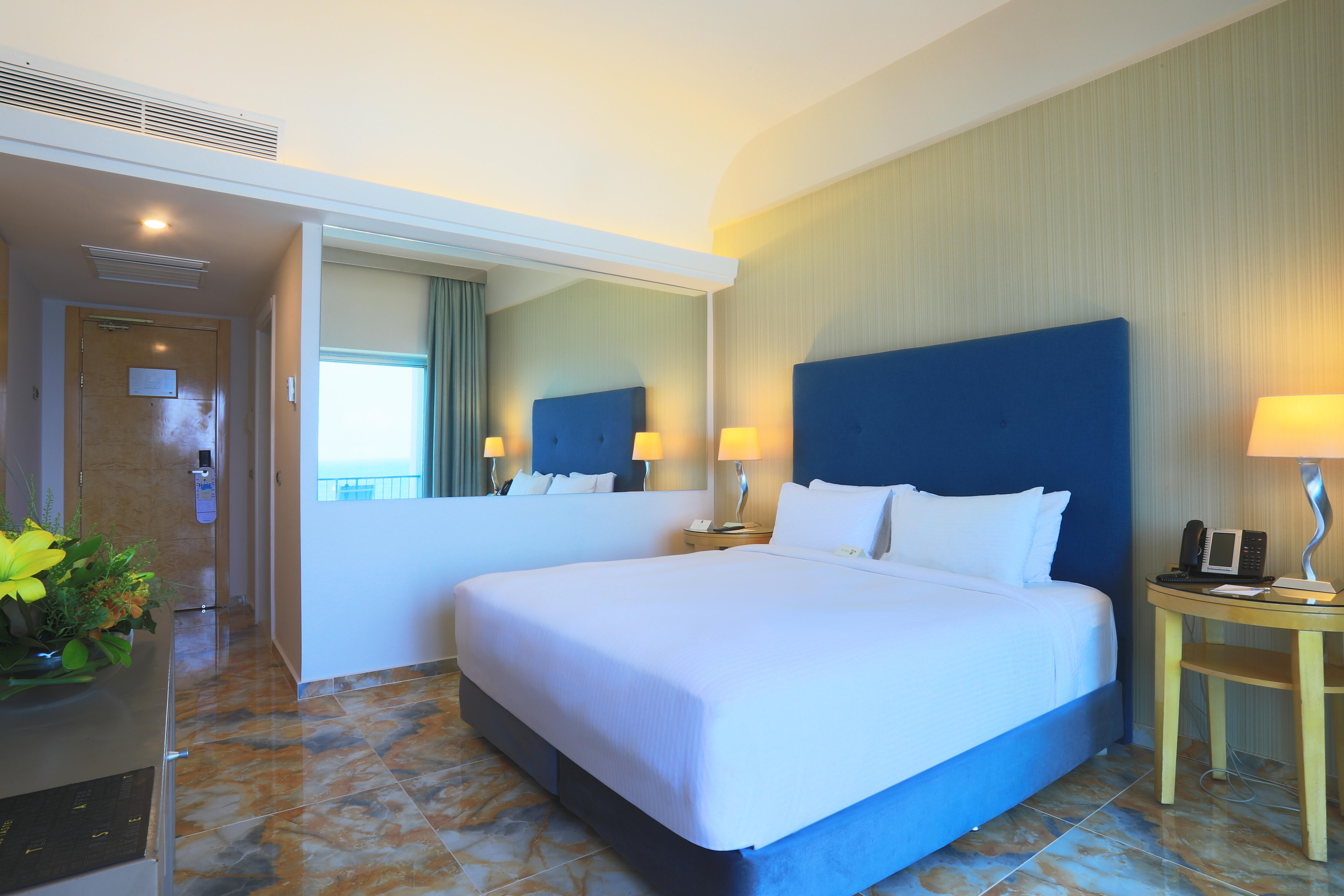Riviera Hotel And Beach Lounge, ביירות מראה חיצוני תמונה