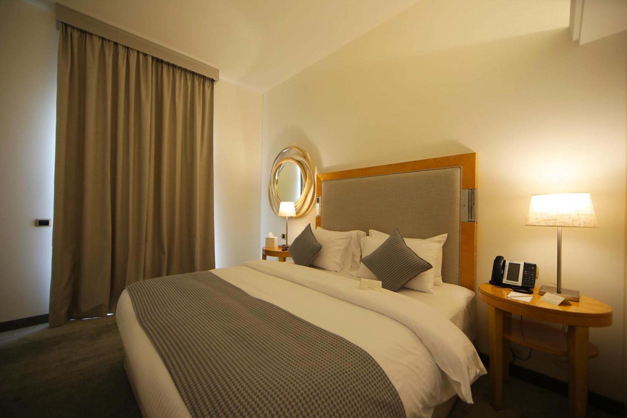Riviera Hotel And Beach Lounge, ביירות מראה חיצוני תמונה